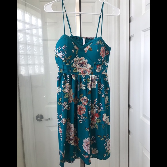 Floral dress - Picture 1 of 1